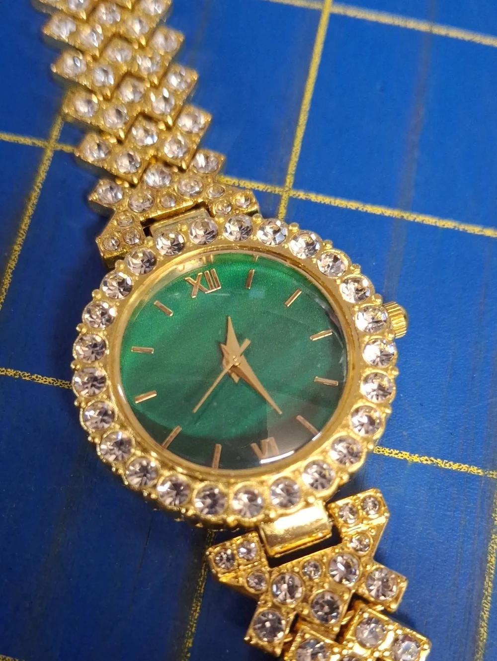 Rhinestone Gold Tone 8